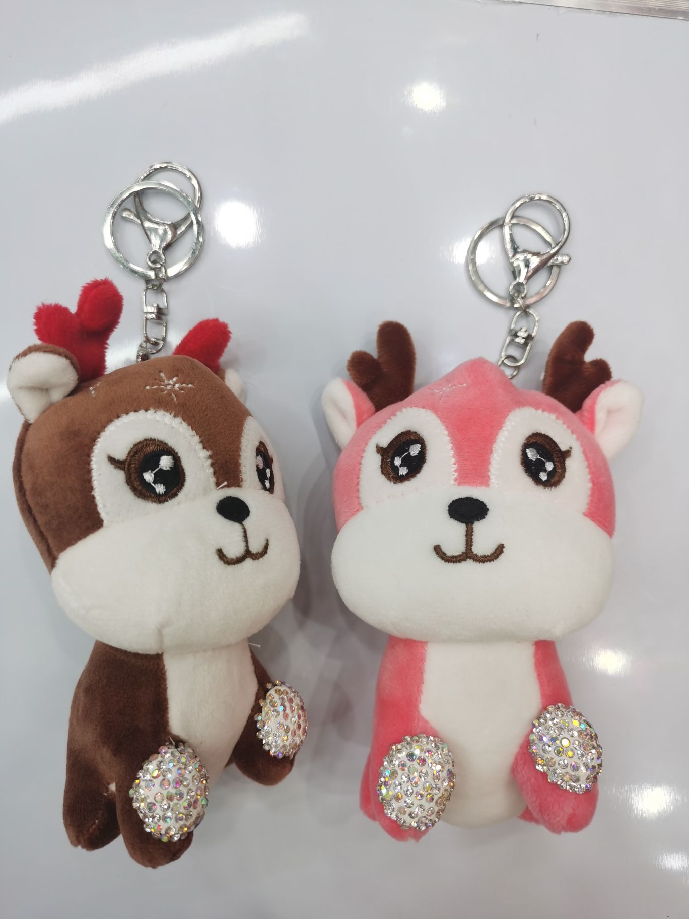 Factory direct sales: 3711 Qilisha Accessories, including various plush balls, pendants, hairballs, and hair hoop headbands. New trendy and cute pet 15Cm sika deer keychains with diamonds in two colors detail image 2