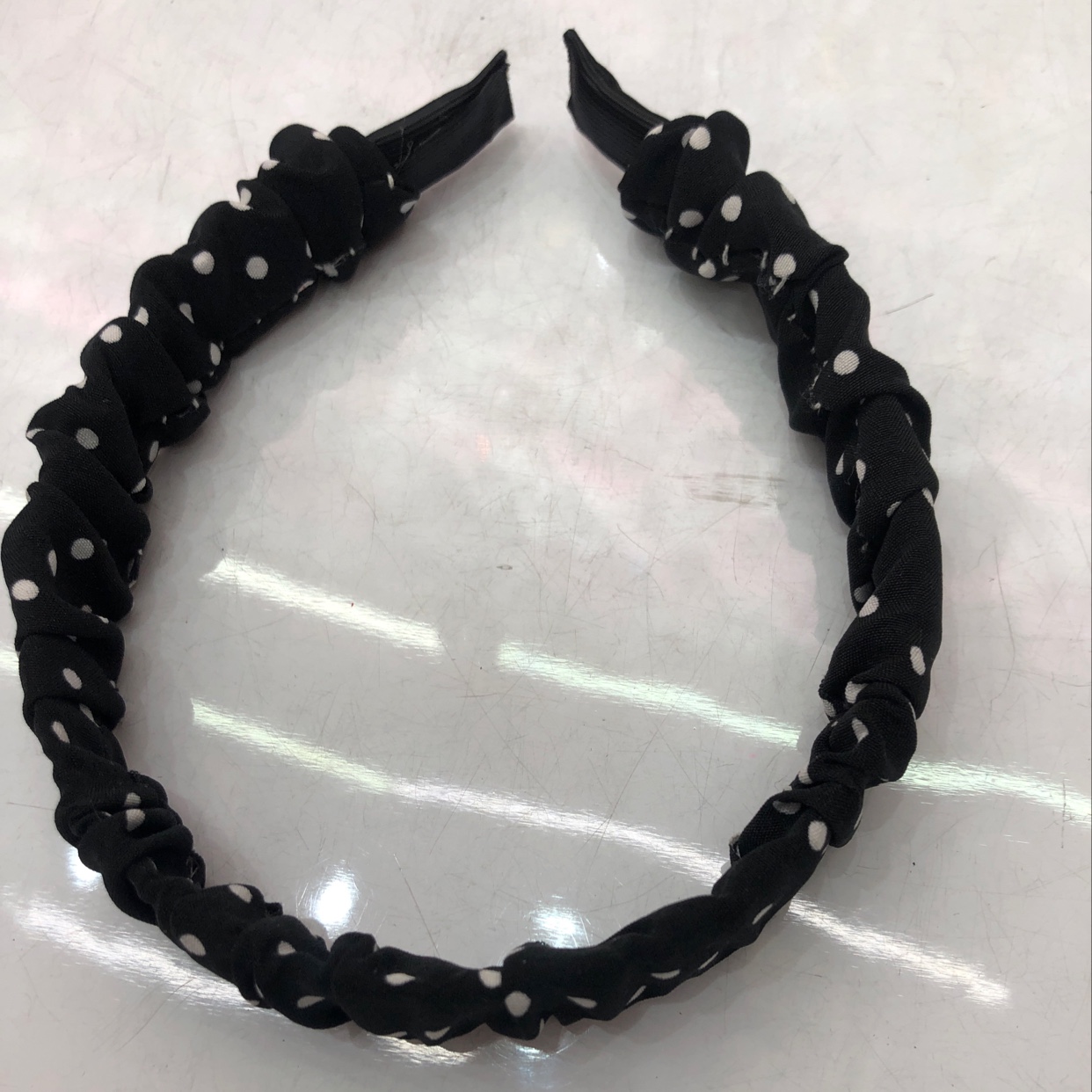 十二个装，点子套布头扣2.5公分，六个颜色各二个一打菲嫦20