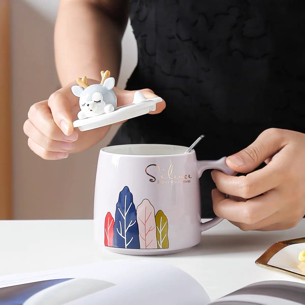 陶瓷水杯带盖勺家用创意小鹿马克杯女生高颜值可爱杯子办公室泡茶鹏艺010