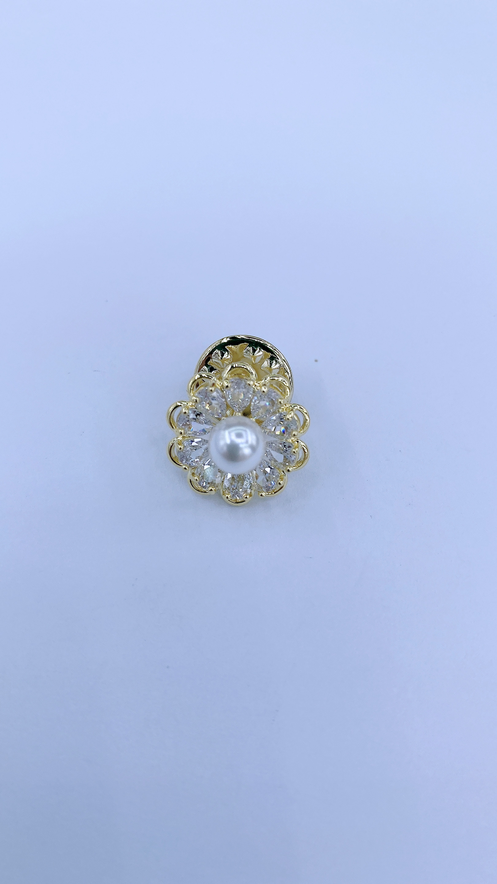 胸针/欧美风/锆石花朵珍珠细节图