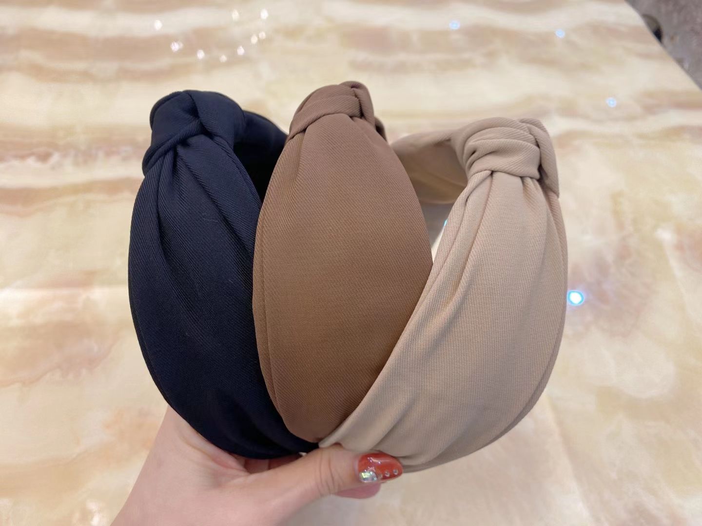 Langli Accessories' 2022 new trendy and popular women's fashion headband with a Korean-style middle knot