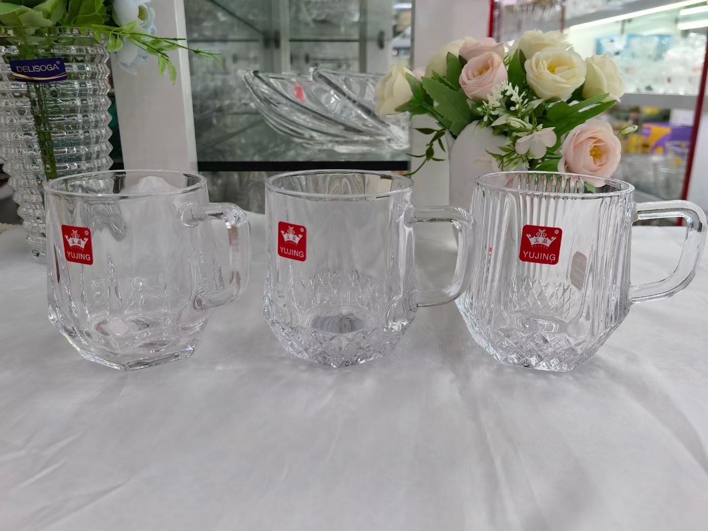 玻璃杯实物图