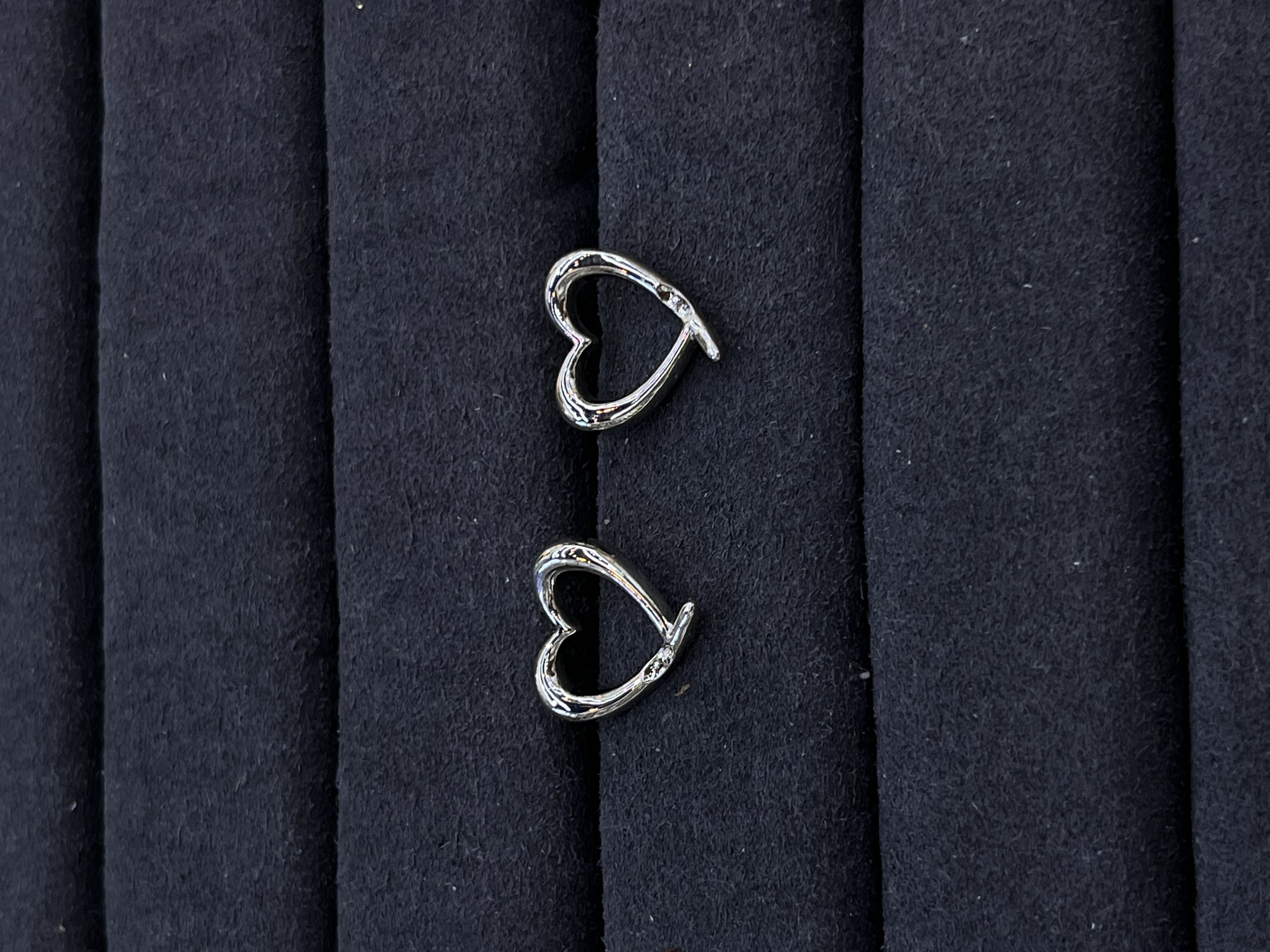 日常通勤百搭爱心耳夹女无耳洞可戴睡觉不用摘耳环气质桃心形耳饰百顺3