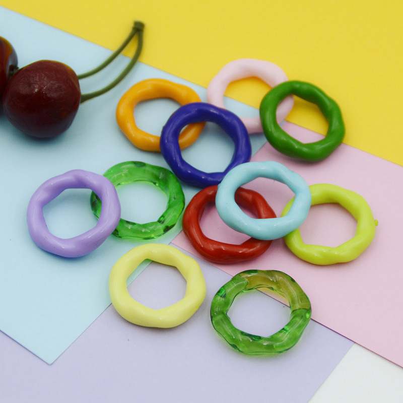Solid color circle resin