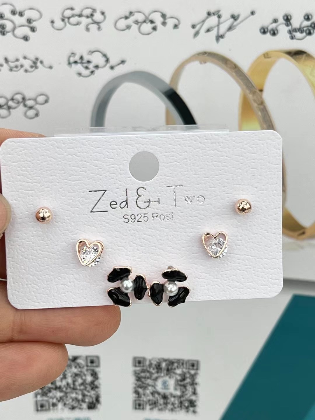 Three pairs of ear studs, heart-friendly New European Fashion, New European Fashion, New European Fashion