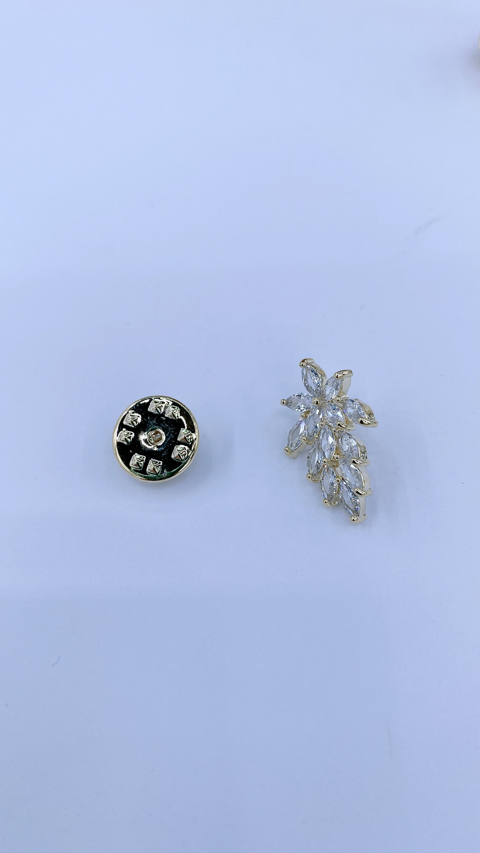 锆石/树叶/胸针产品图