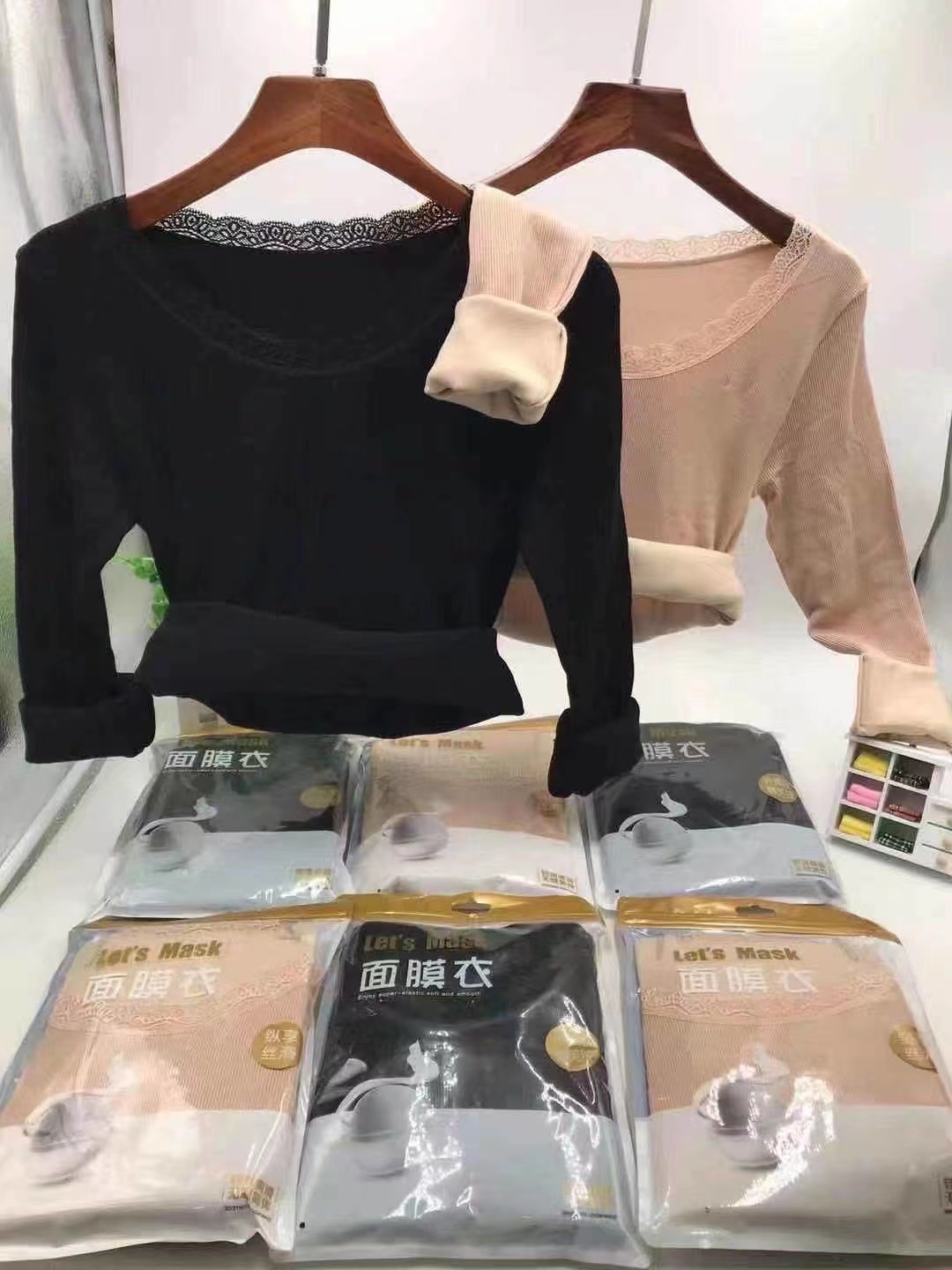 2022 Autumn/winter women's base layer with thick and fleece long-sleeved top details Picture