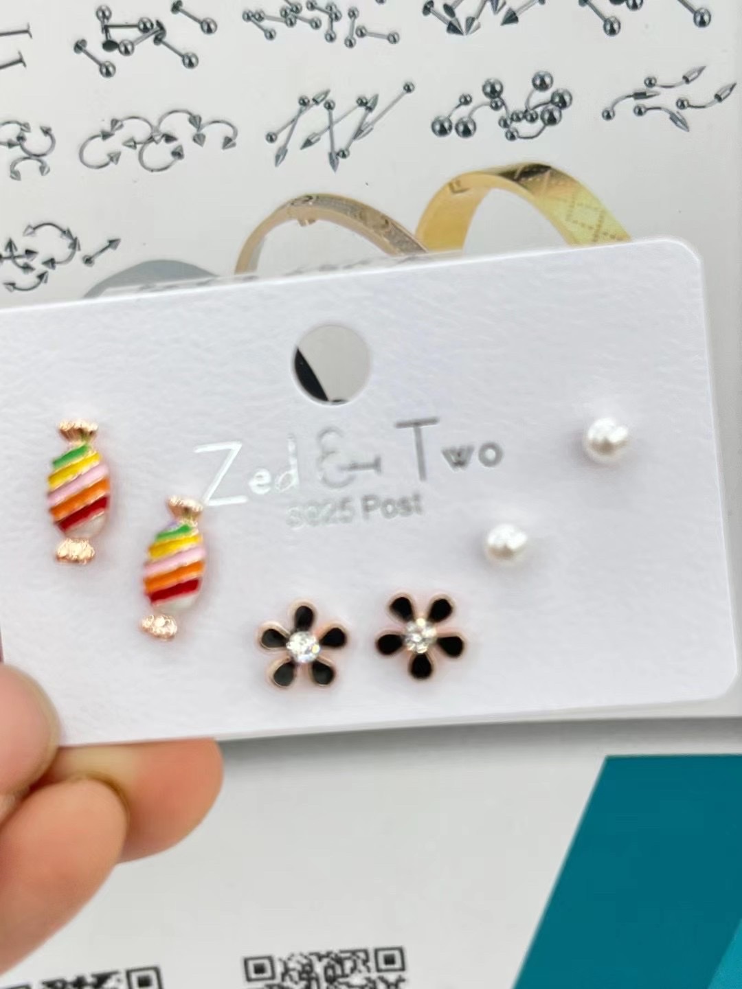 Three pairs of trendy accessory stud earrings, New European fashion