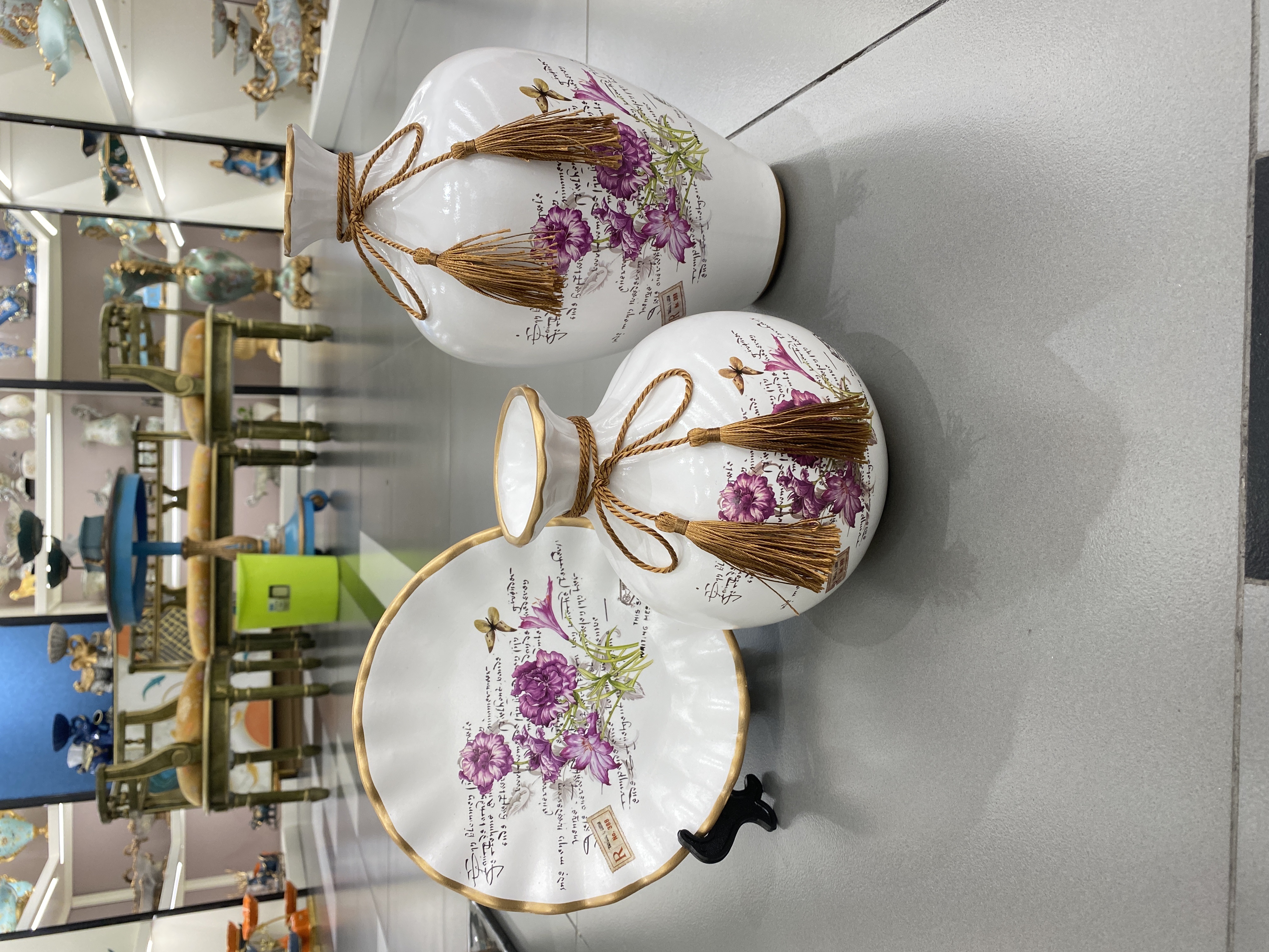 花瓶/陶瓷/家居装饰品产品图