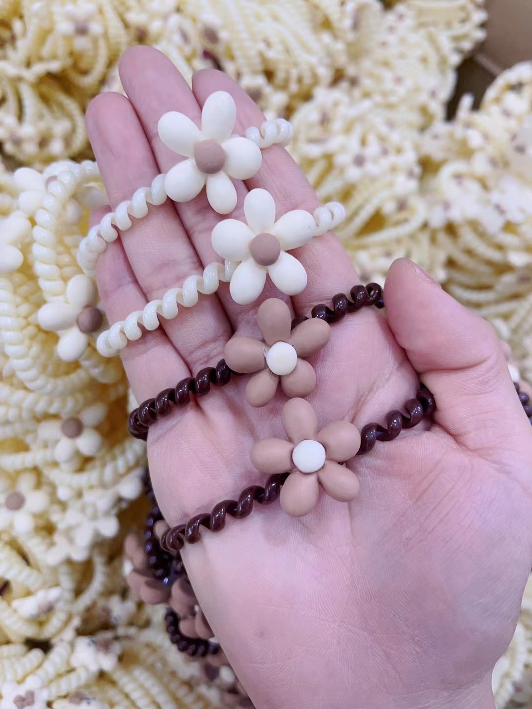 皮筋，头绳/毛圈/头饰白底实物图