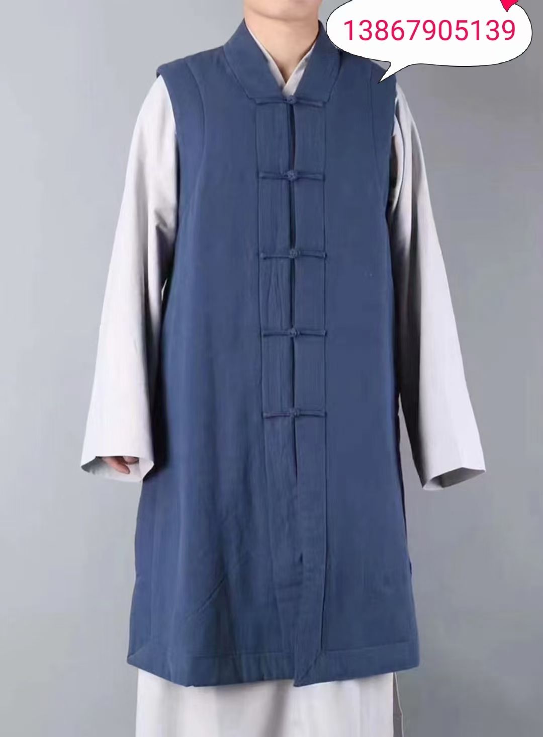 The Golden Qilin monk's winter vest and monk's robe are thickened, and the short and long magua are available. The monk's temple blue vest is a close-fitting and casual outfit. 008 Item Picture