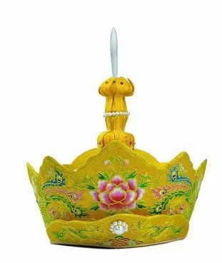 Gilded Vairocana hat, embroidered monk's hat, Five-Buddha hat, crown Monk's hat, Dharma hat, handmade Vairocana hat, Golden Qilin 07 Application Scenario