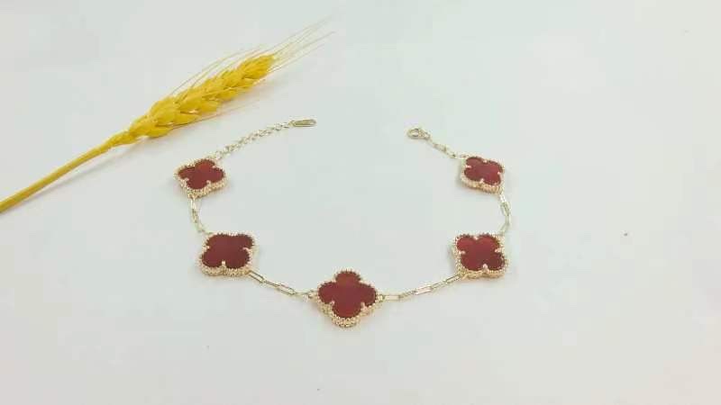 网红爆款气质型 时尚流行 款式新颖 精品银饰手链四叶草s925通体银微微笑123