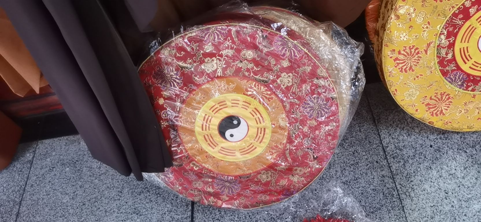 Golden Qilin Worship Mat, Kneeling Mat, Cushion Seat, Nine-grade Lotus Worship Mat, Household thickened lotus Satin Meditation Mat 0018 Item Picture