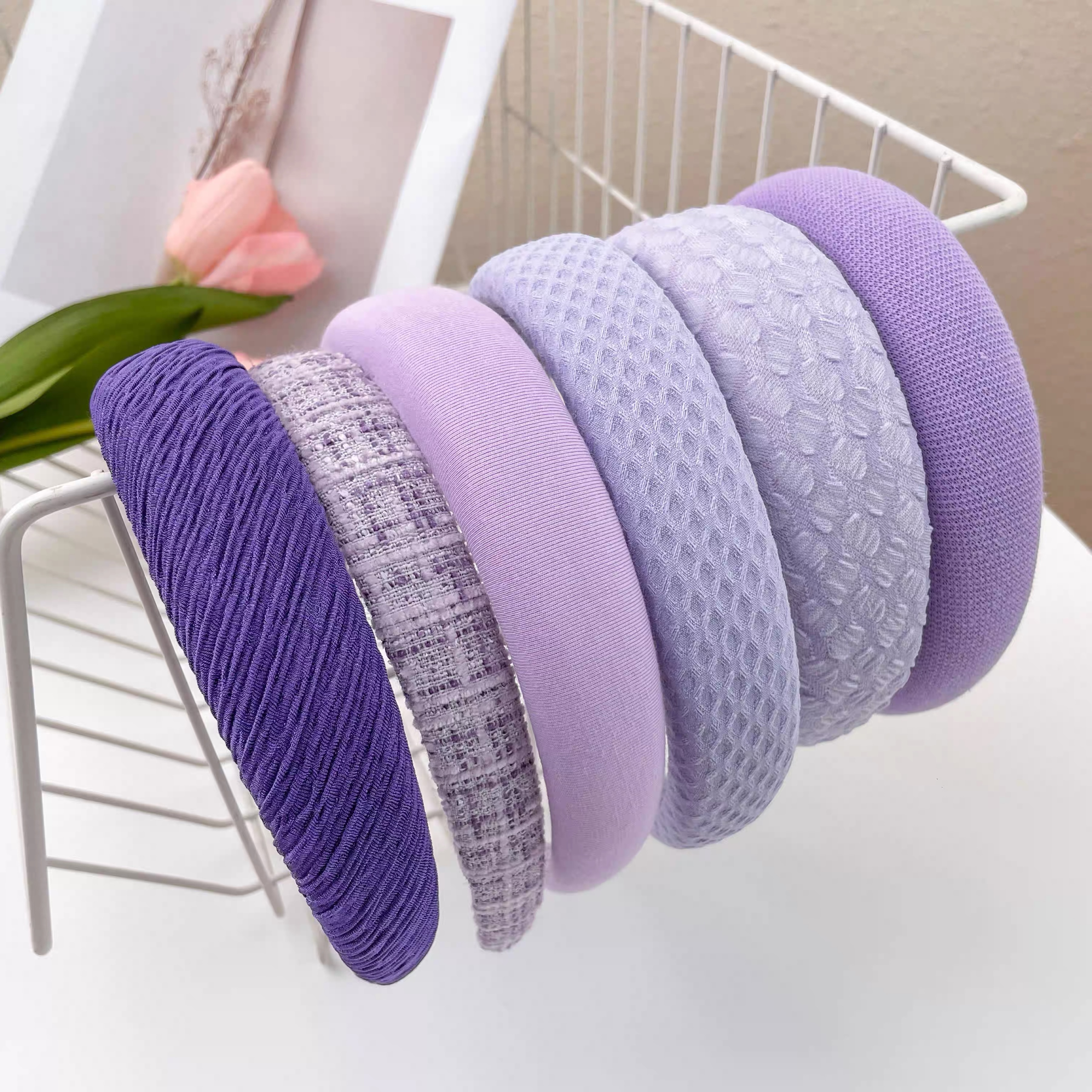 Wide-brimmed hairband, a new high-end purple headband for women, a French facial cleansing and hair pressure band, hair clips, and headwear for spring and summer outings
