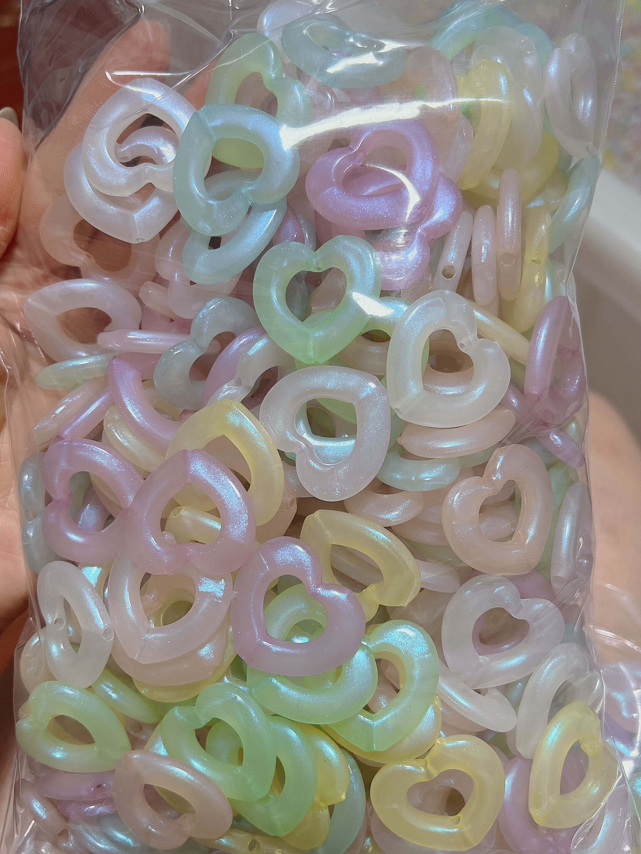 Acrylic irion-dollar macaron Spring Sky Mermaid Mermaid Luminous Hollow Heart Heart diy accessory material kit Specification image