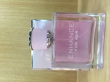 女士品牌香水厂家直销化妆品香水粉色香水香氛