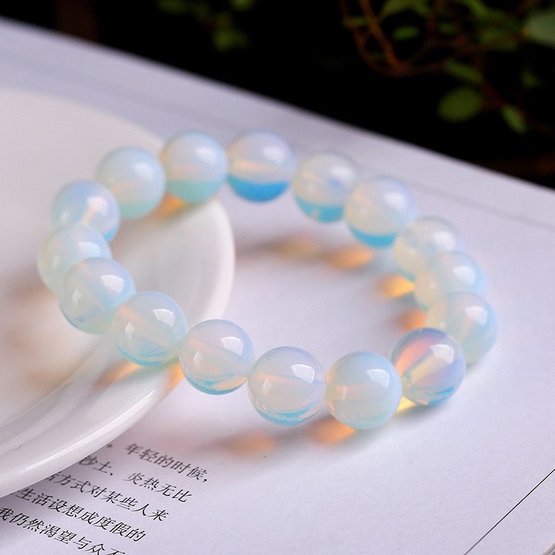 A popular single-color simple opal bracelet in Europe and America -2 details Picture
