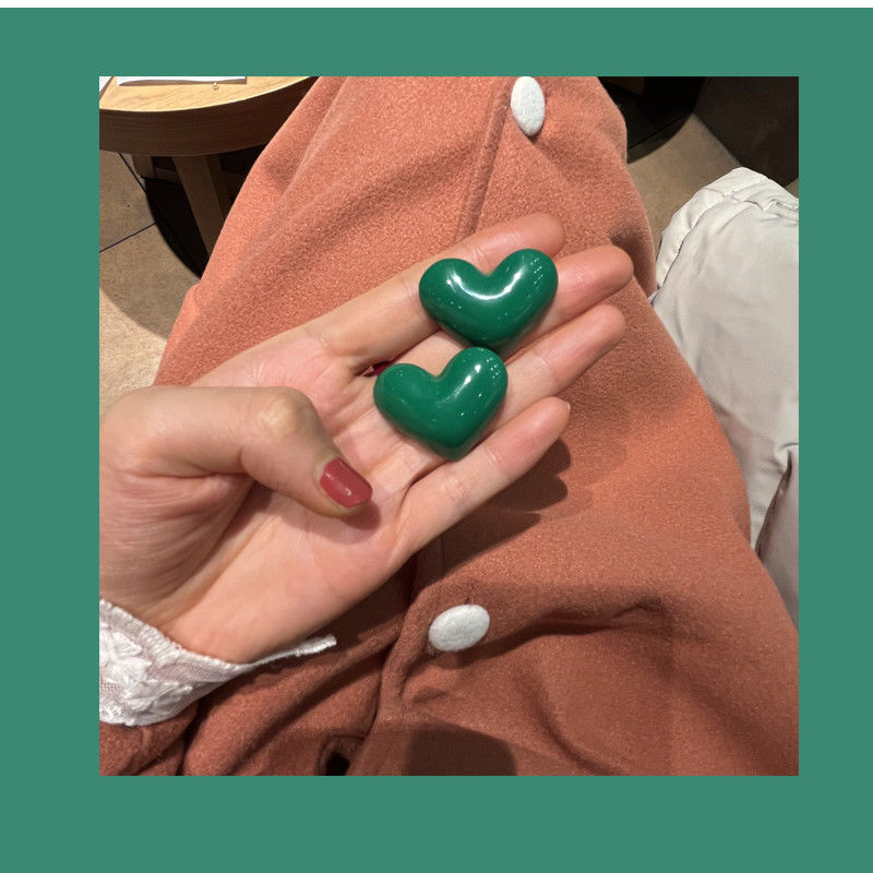 日韩嘻哈风个性夸张爱心树脂饰品配件