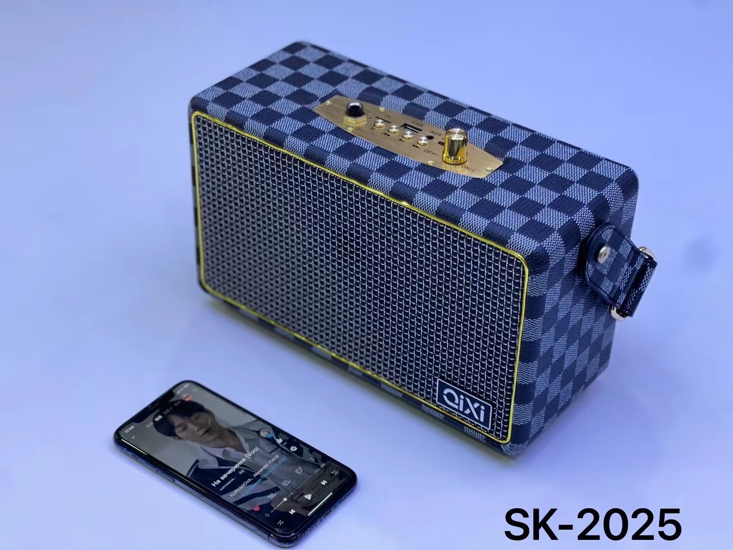 The new retro portable Bluetooth speaker SK-2025 Item Picture