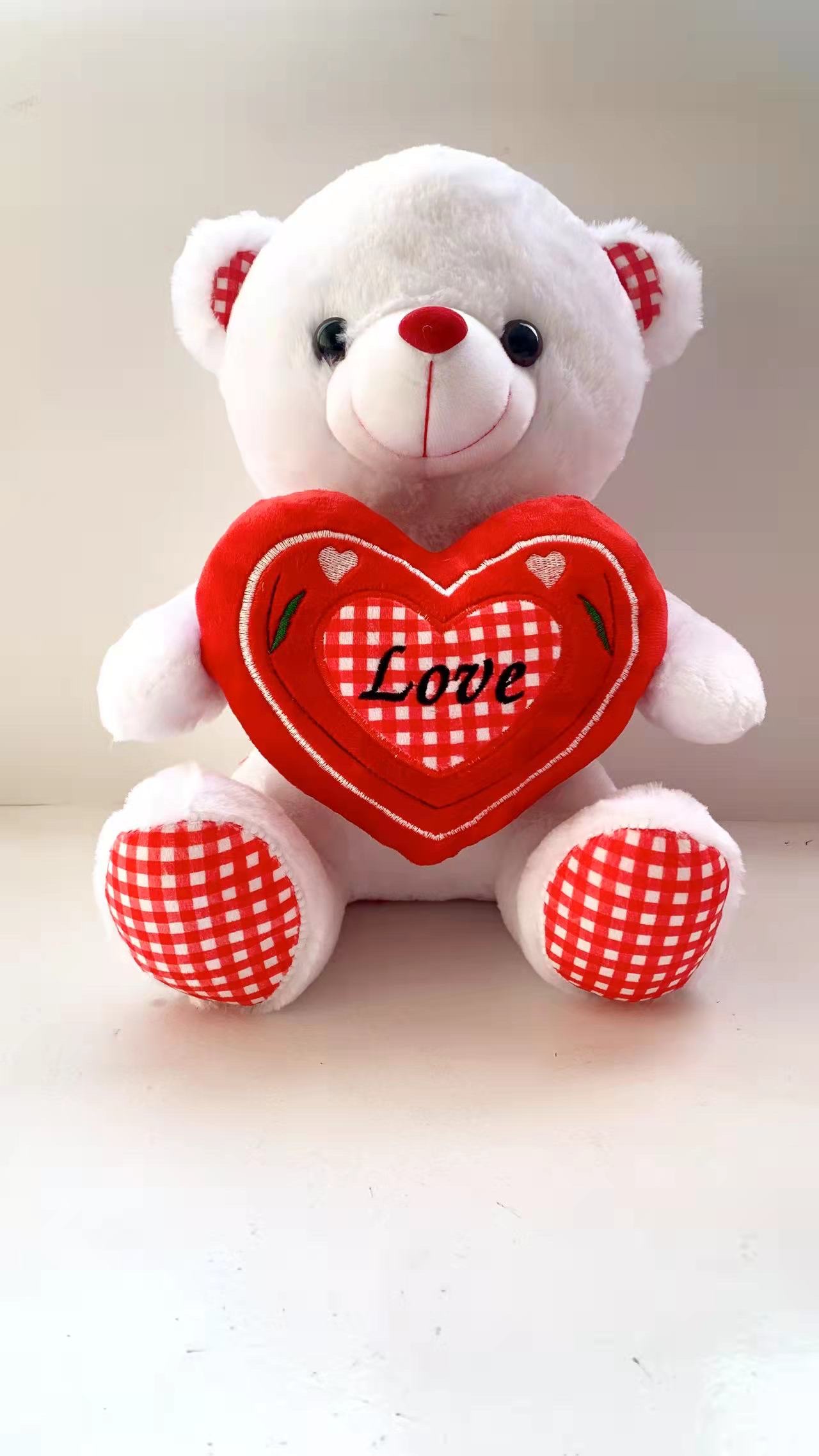 Toy figurine, 25CM Valentine's Day heart-hugging bear details Picture
