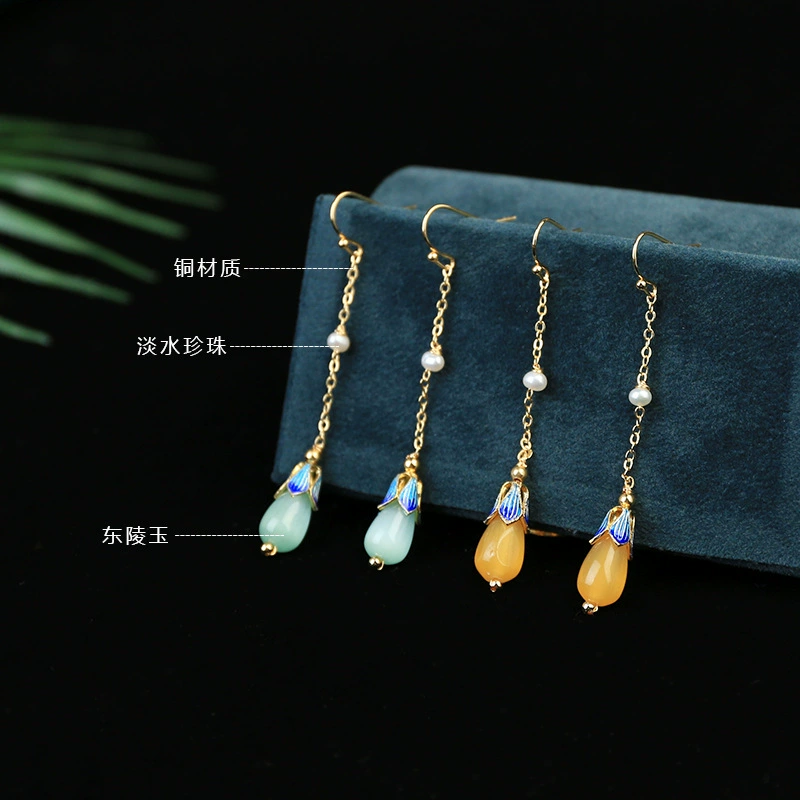 Handmade jewelry, romantic and artistic, ancient style enamel green, Dongling jade yellow crystal earrings, long pearl earrings detail image 3