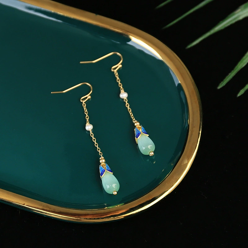 Handmade jewelry, romantic and artistic, ancient style enamel green, Dongling jade yellow crystal earrings, long pearl earrings detail image 4