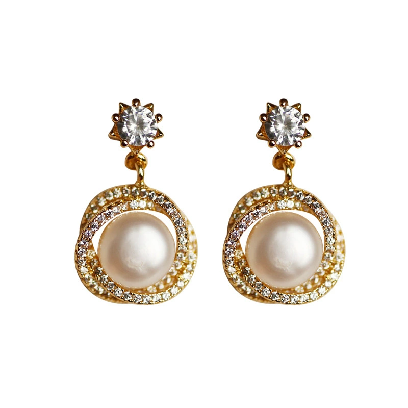 Factory direct sales of retro-style earrings, high-end and elegant freshwater pearl stud earrings detail image 9
