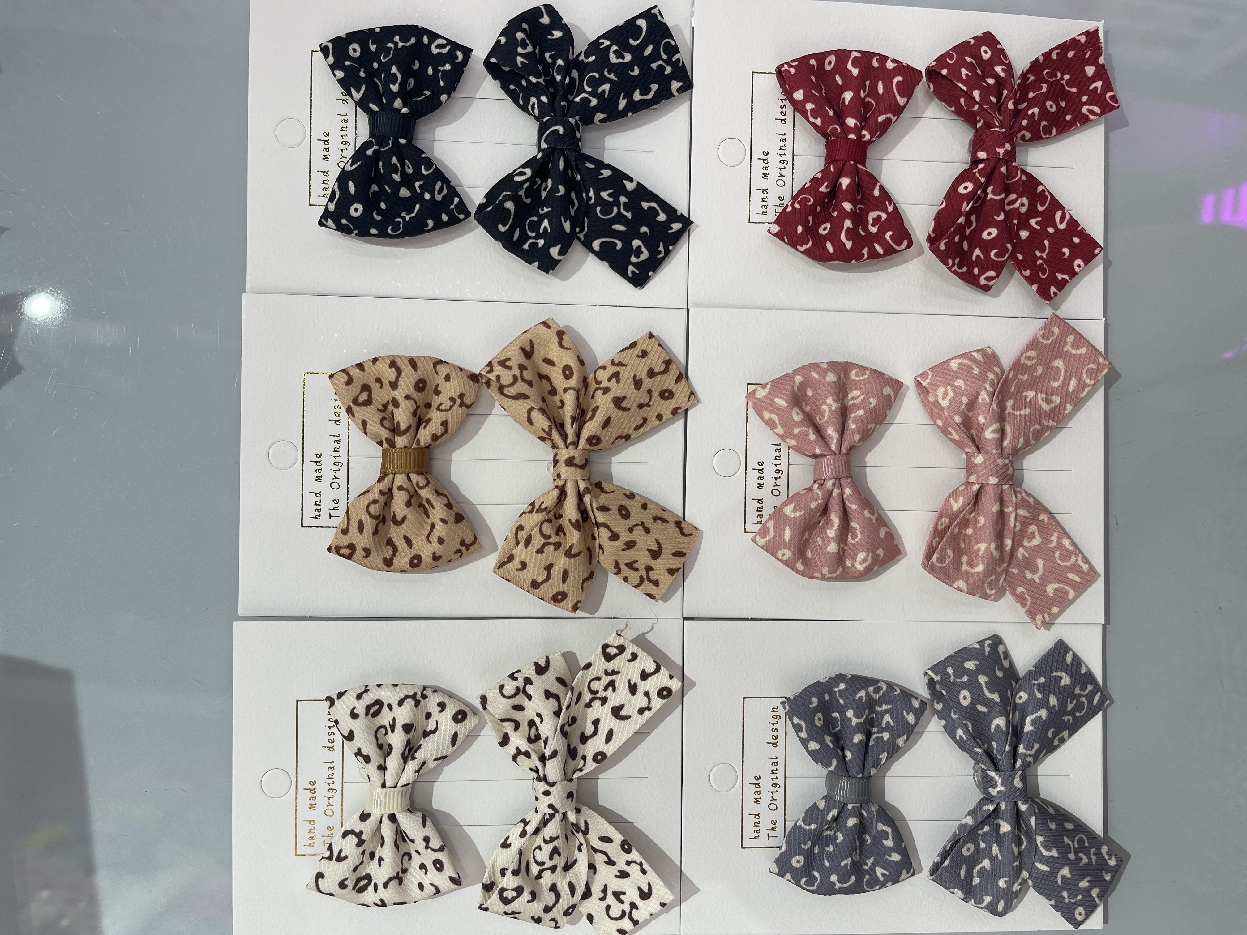 Fabric bow tie butterfly clip Item Picture