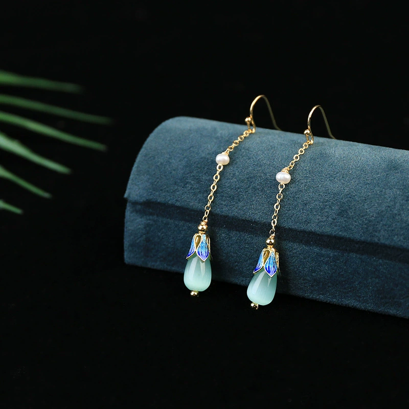 Handmade jewelry, romantic and artistic, ancient style enamel green, Dongling jade yellow crystal earrings, long pearl earrings Item Picture