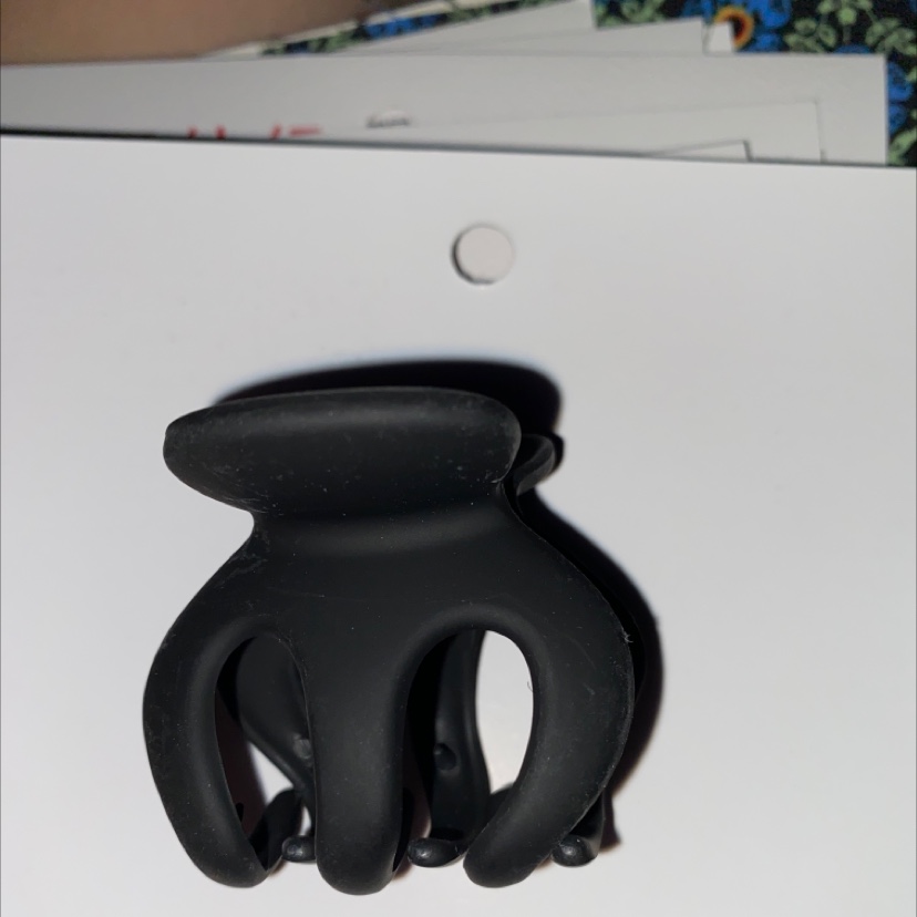Black claws