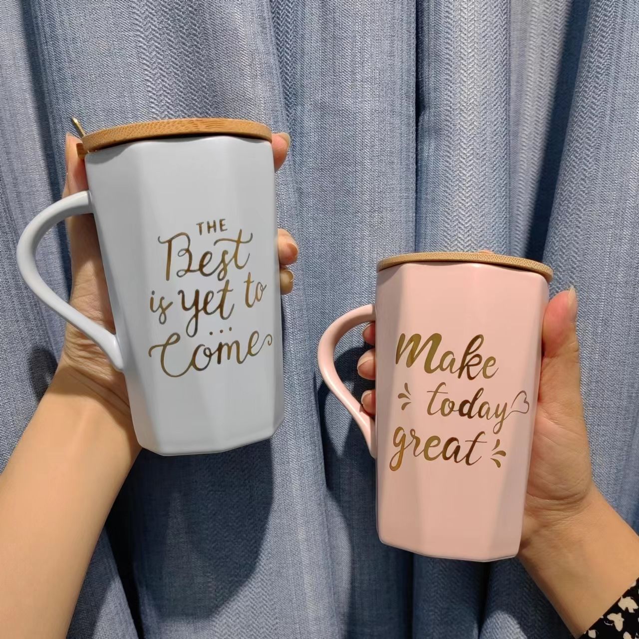 Letter mugs, covered water cups, ceramic cups, souvenir water cups, gifts Application Scenario