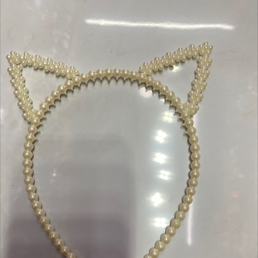 Mountain corner pearl headband