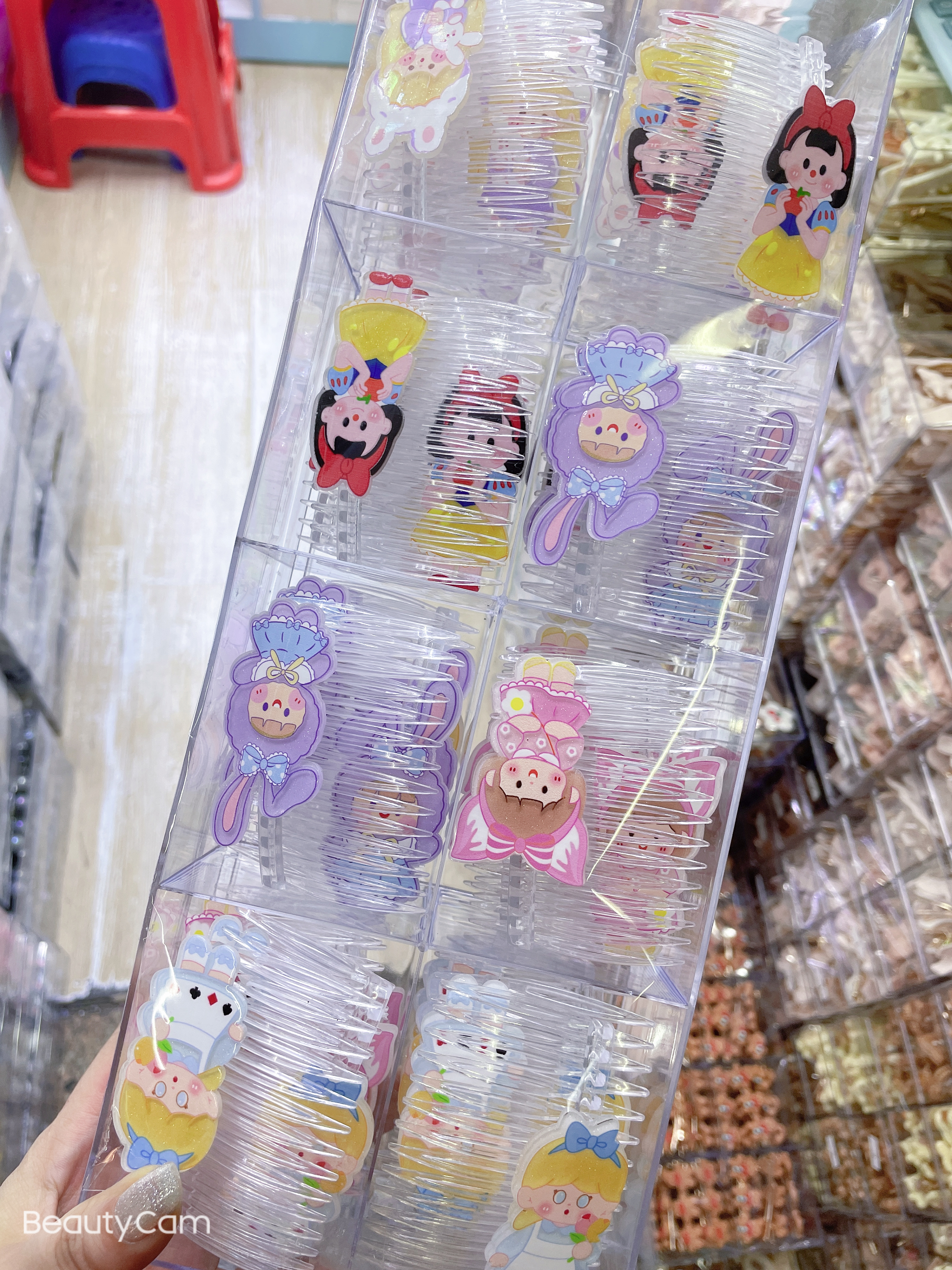 儿童发夹/发夹白底实物图