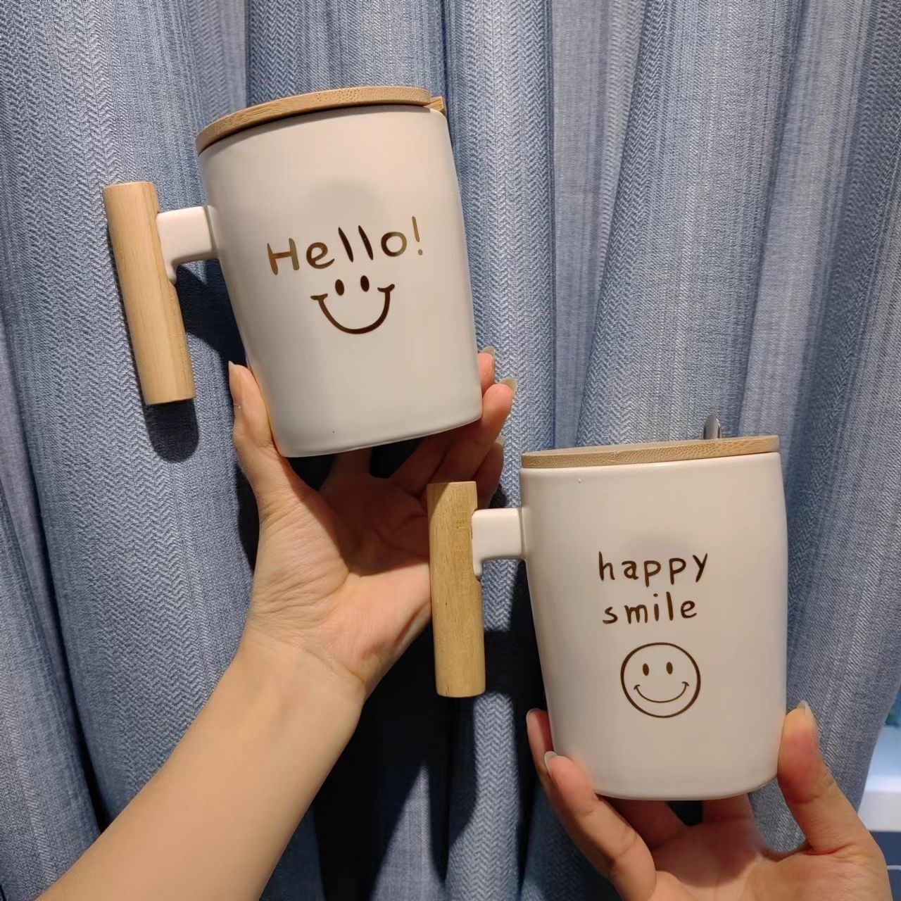 Mugs with LIDS, ceramic cups as souvenirs, water cups with wooden handles, water cup gifts details Picture