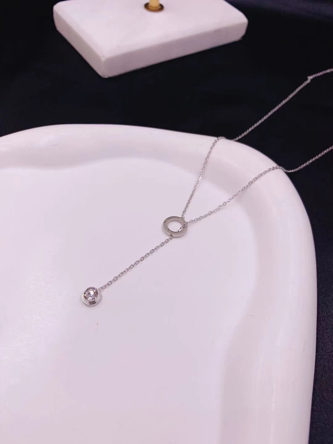 قلادة من الفولاذ من التيتانيوم مع قلادة من الطراز Specification image