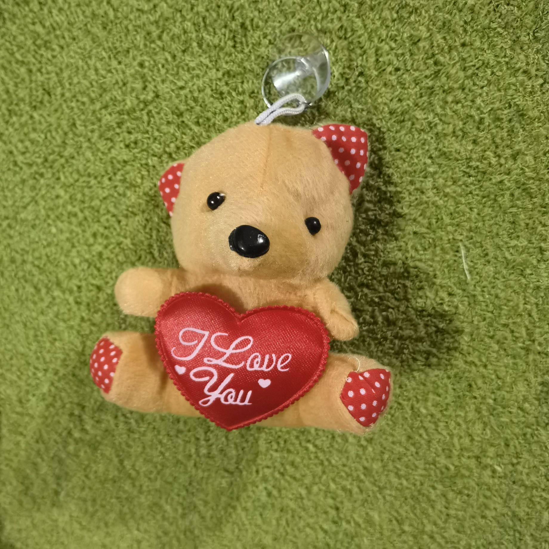 Direct sales from the manufacturer of the 2022 new red Heart-shaped Valentine's Day gift, the heart-hugging Bear plush toy pendant Application Scenario