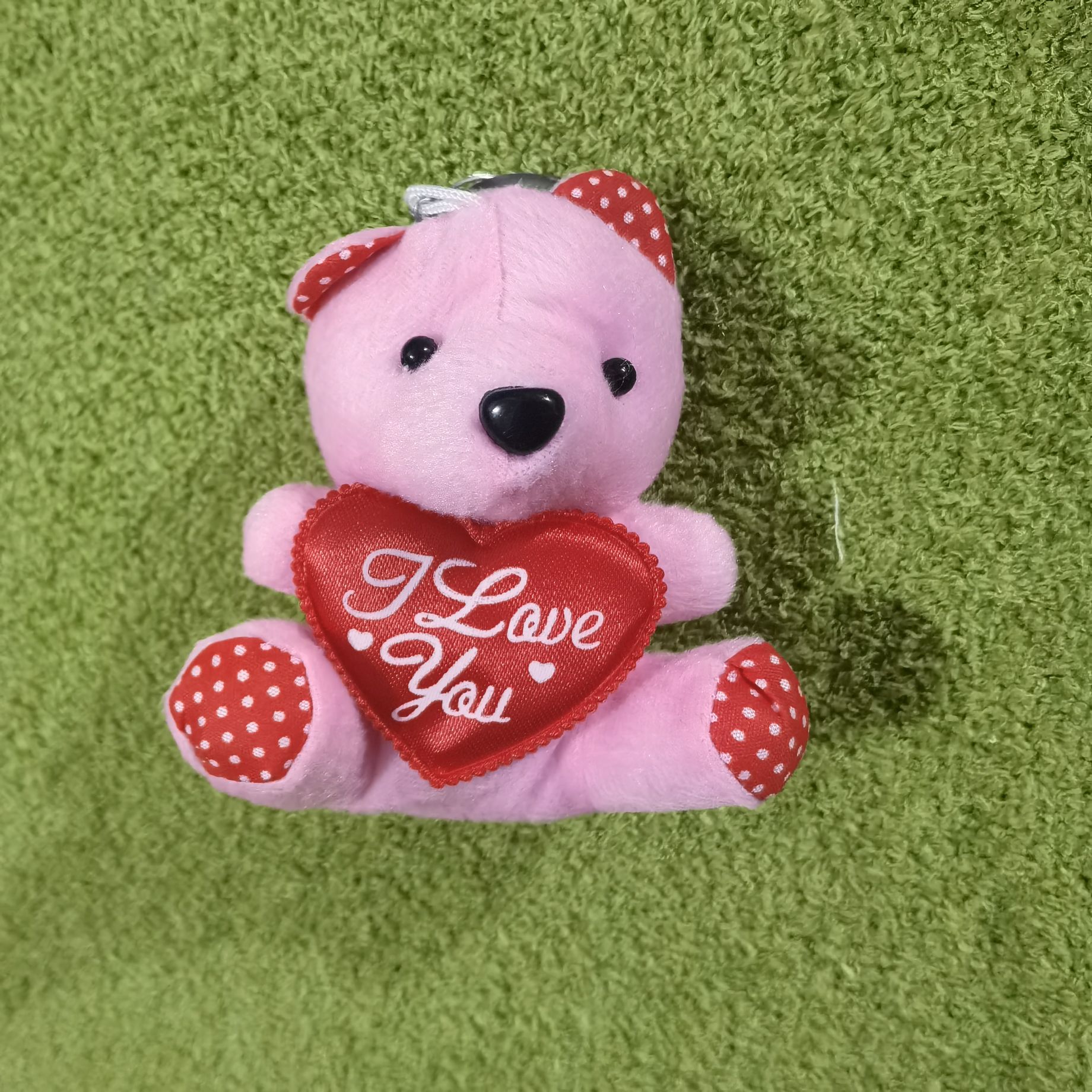 Direct sales from the manufacturer of the 2022 new red Heart-shaped Valentine's Day gift, the heart-hugging Bear plush toy pendant Specification image