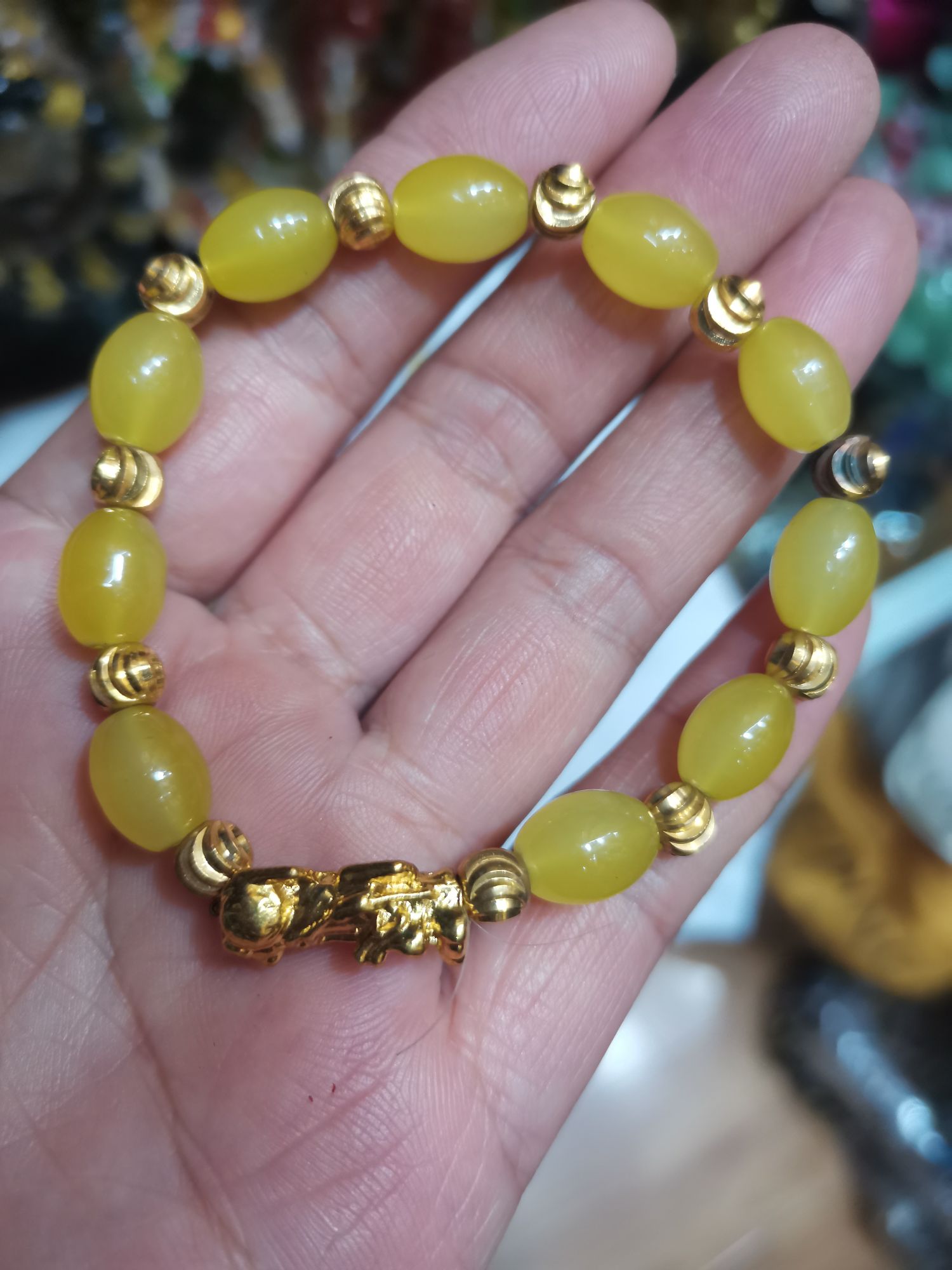 Yellow rice beads, PI Xiu, tourist handicrafts, bead bracelet, flower and wood pear bracelet, rosewood bracelet, multi-color 1