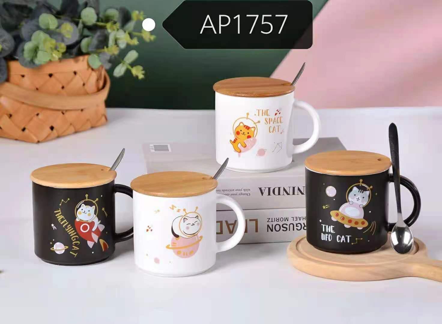 Creative ceramic water cups, cartoon covered spoon cups, opening small gifts, mugs, and street stall general merchandise sources Application Scenario