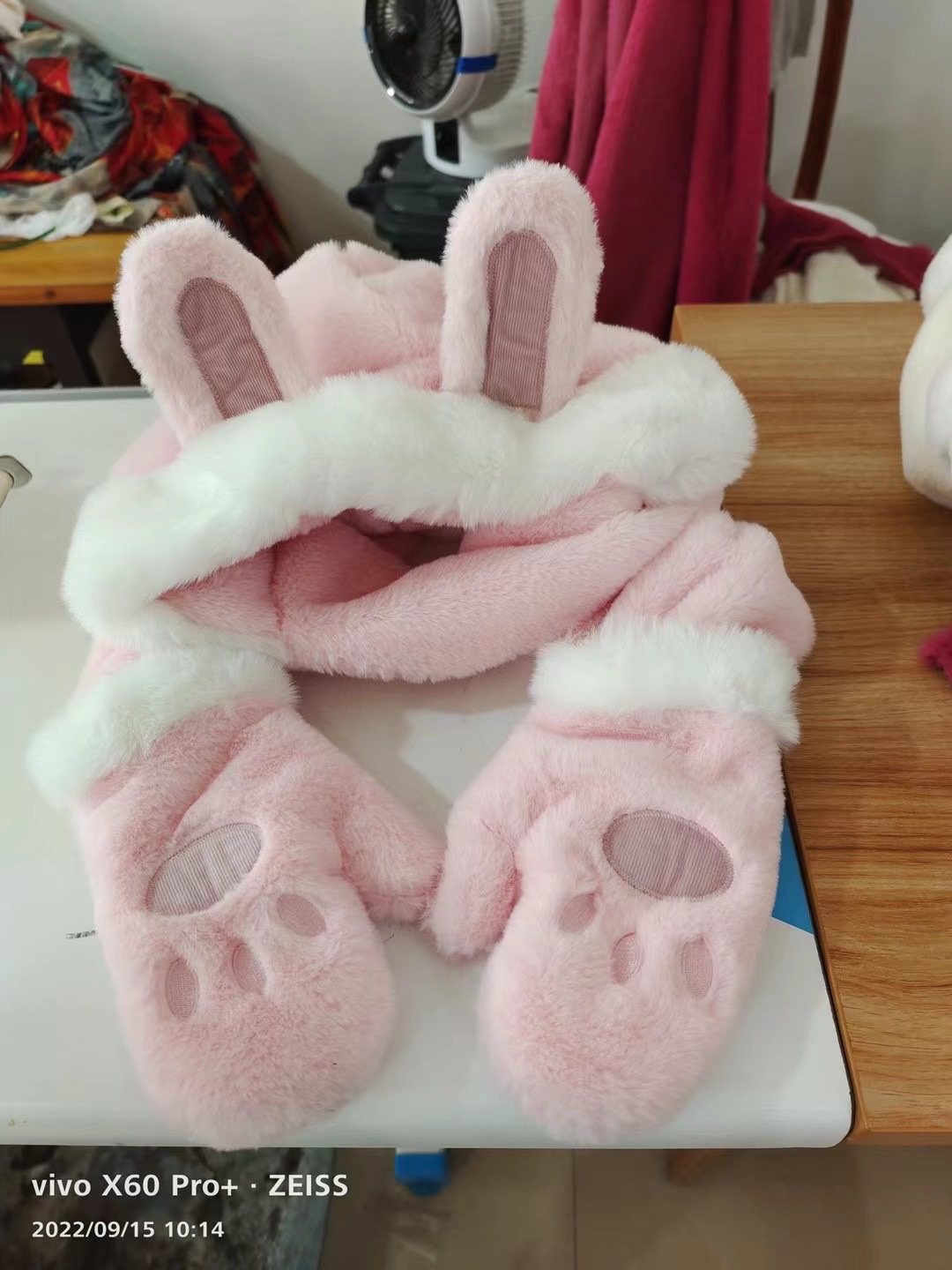 Yuhan Accessories' six-color hat, scarf and glove three-in-one fashionable and cute hat 50