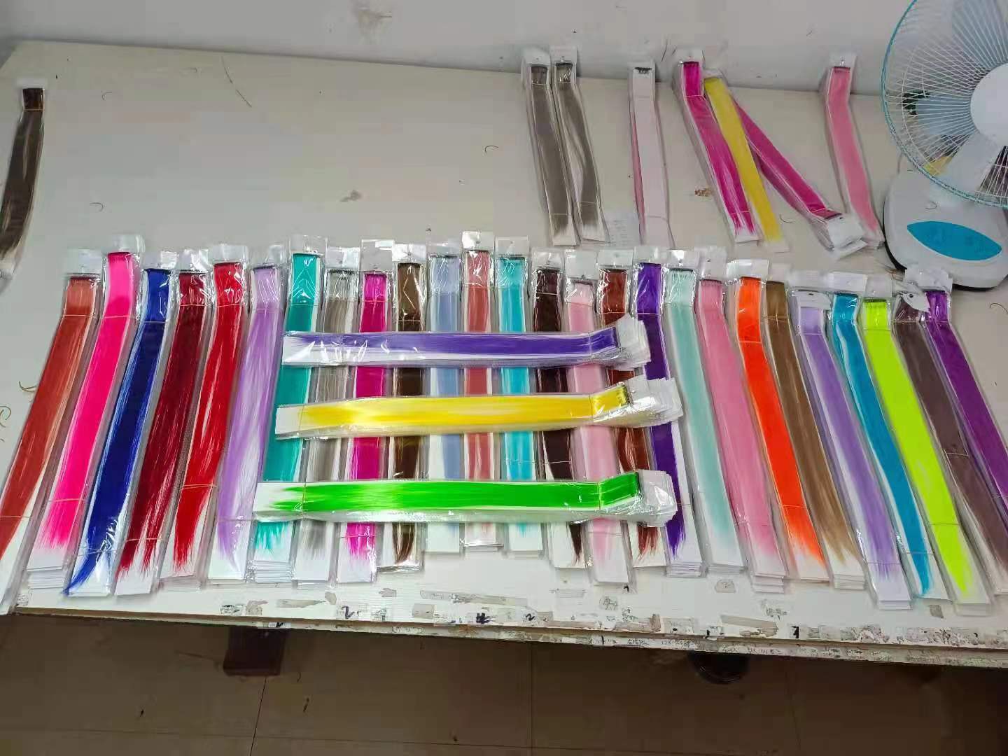 شعشعر مستعار جميل وجميل، وقطعة شعر وحيدة جذابة، يمكن أن تنبعث منها الاغتسال دون تشوه 028 إلى الأبد Specification image