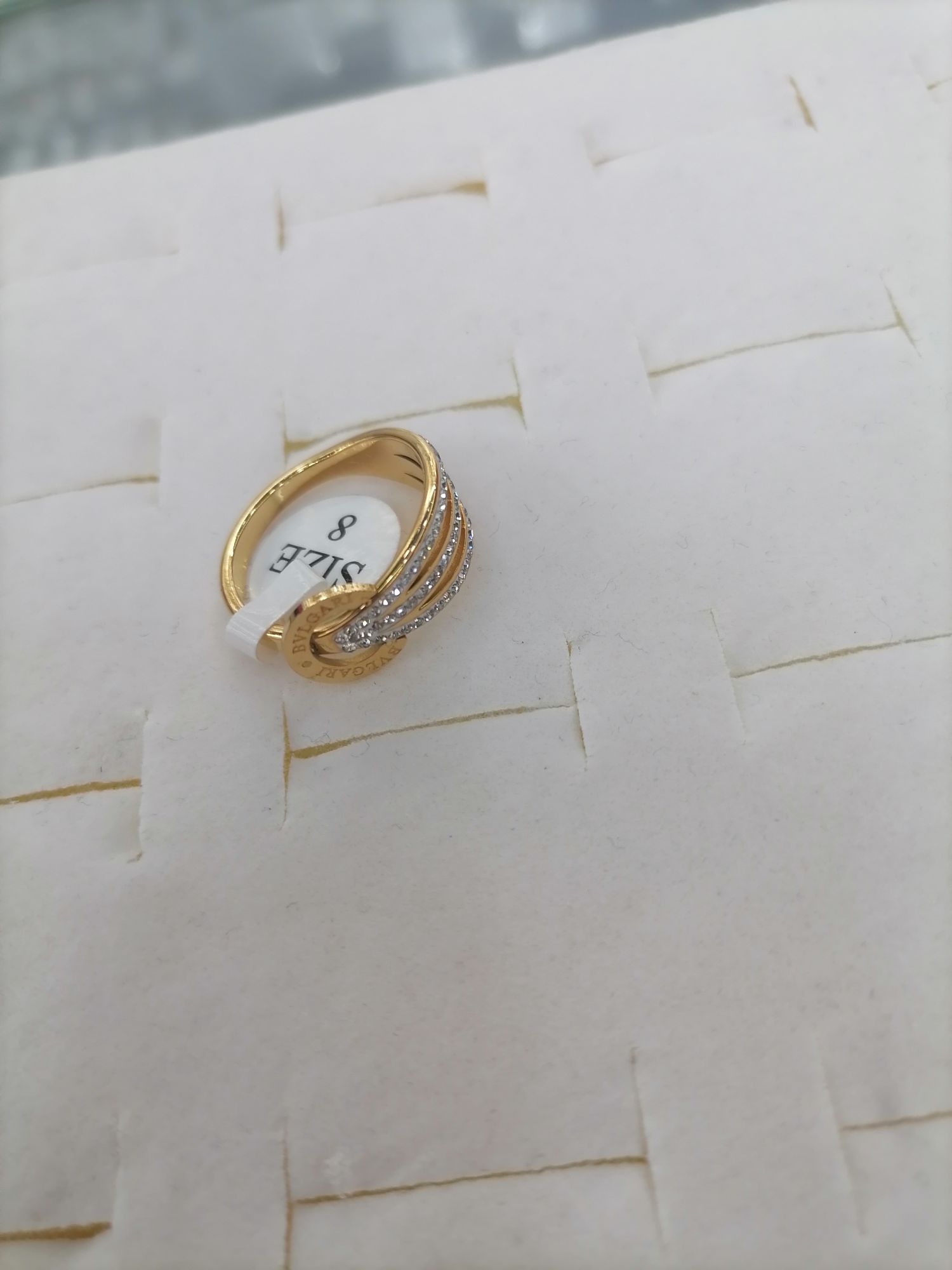 Titanium steel gold three-layer arc-shaped ring with diamonds, small circle fixed ring, Red Star Jewelry 03-110 Specification image