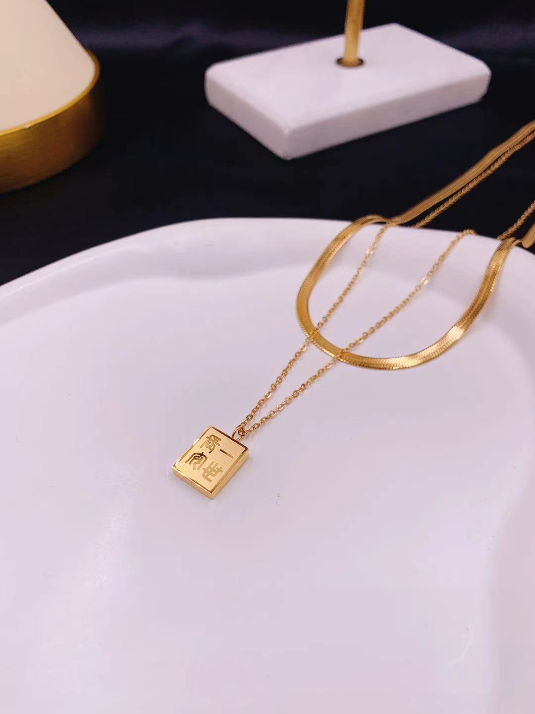 Titanium steel retro necklace, versatile, fashionable, trendy and personalized, with a frosted finish Specification image