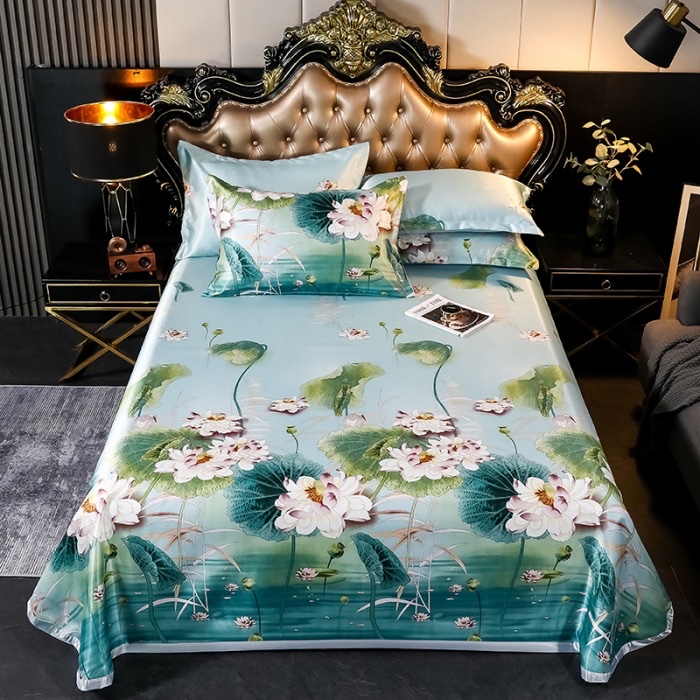 Ice silk mat 3-piece set of bedding and home textile quilt cover Application Scenario