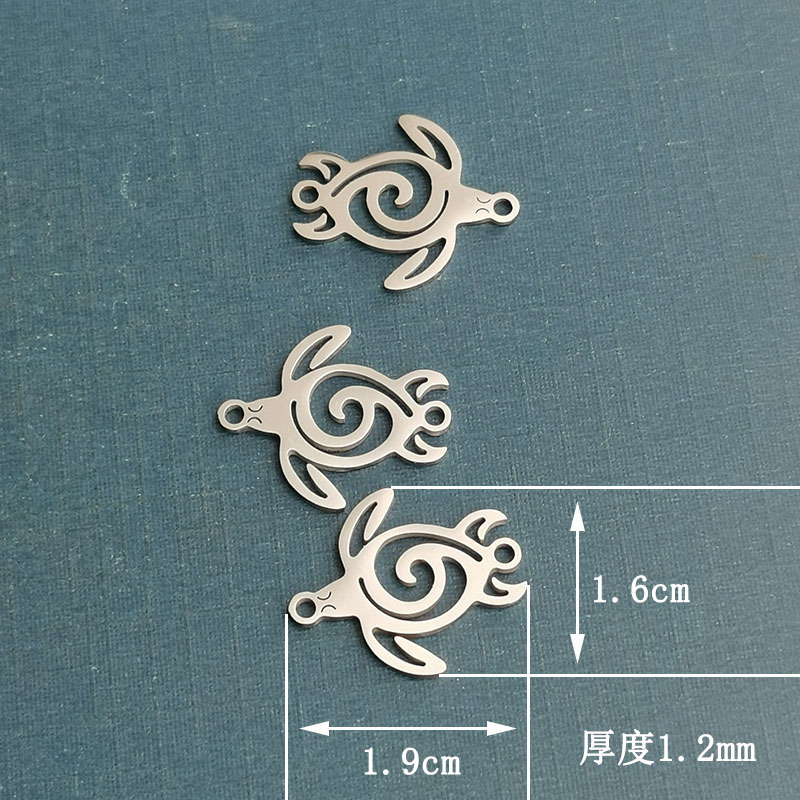 Wholesale of cross-border Amazon cartoon turtle children's pendants, bracelets and accessories, European and American women's small animal jewelry gifts detail image 2