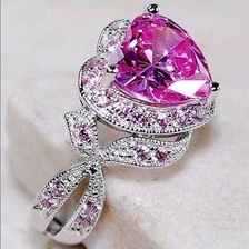 3克拉心形粉锆石戒指女热卖新款日韩时尚女粉水晶指环饰品典雅