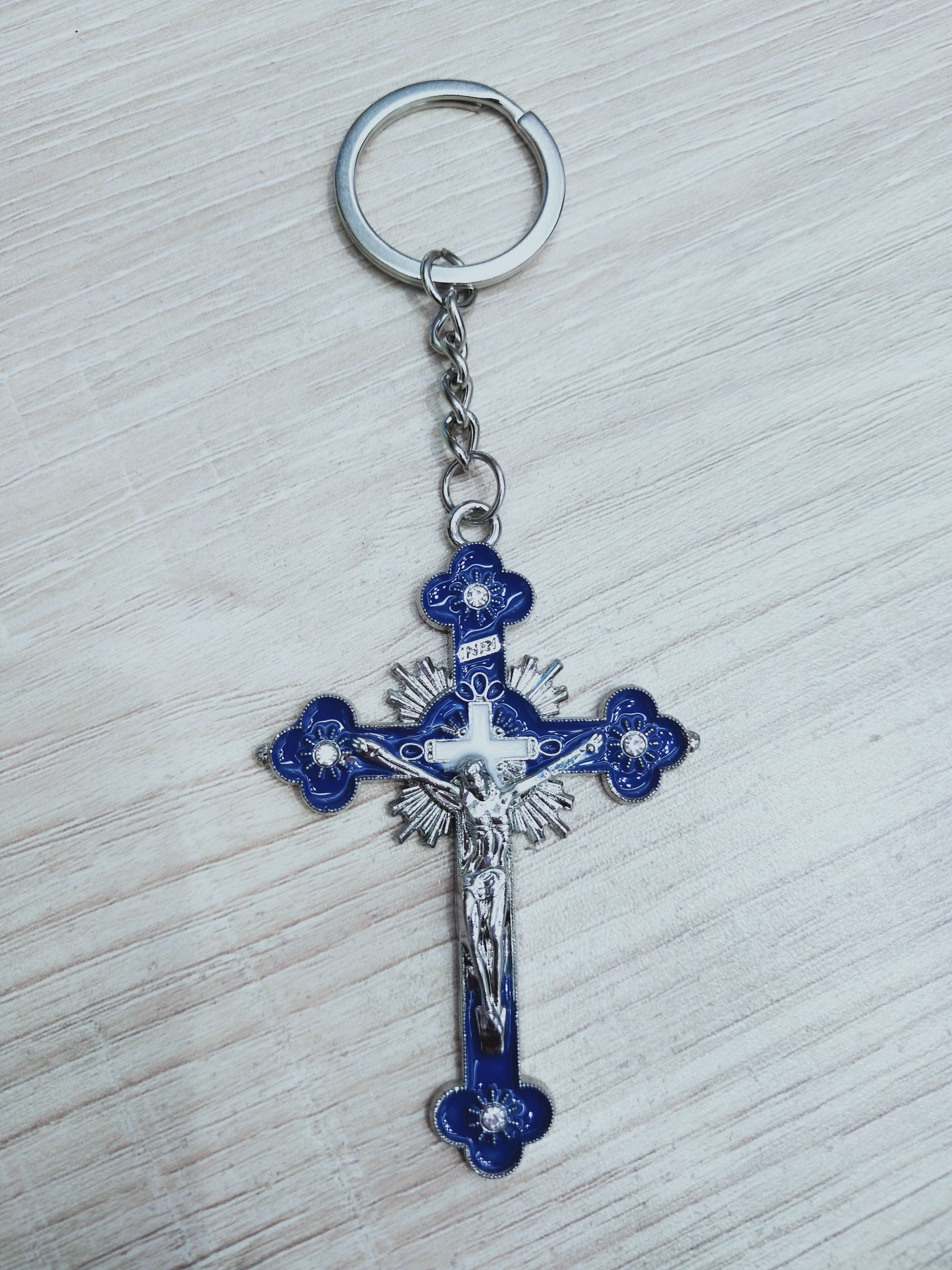 精美画油十字架吊坠钥匙扣，厂家直销多种宗教系列用品畅销国外市场图