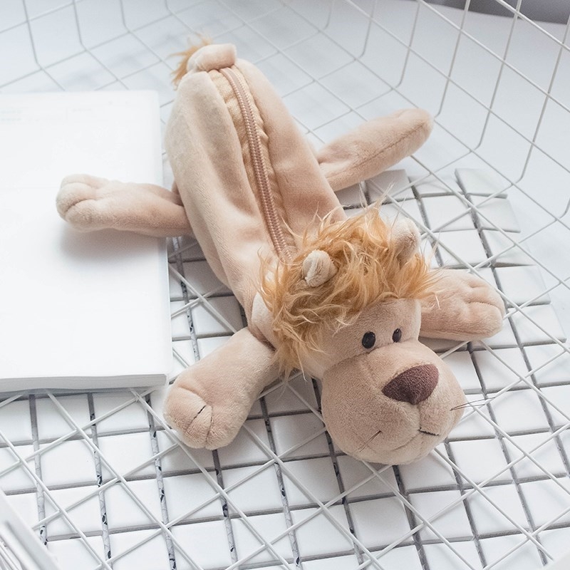 2022 Yellow round pen case, Cartoon 3D lion pen case, Elephant cartoon student pen case factory direct sales detail image 9