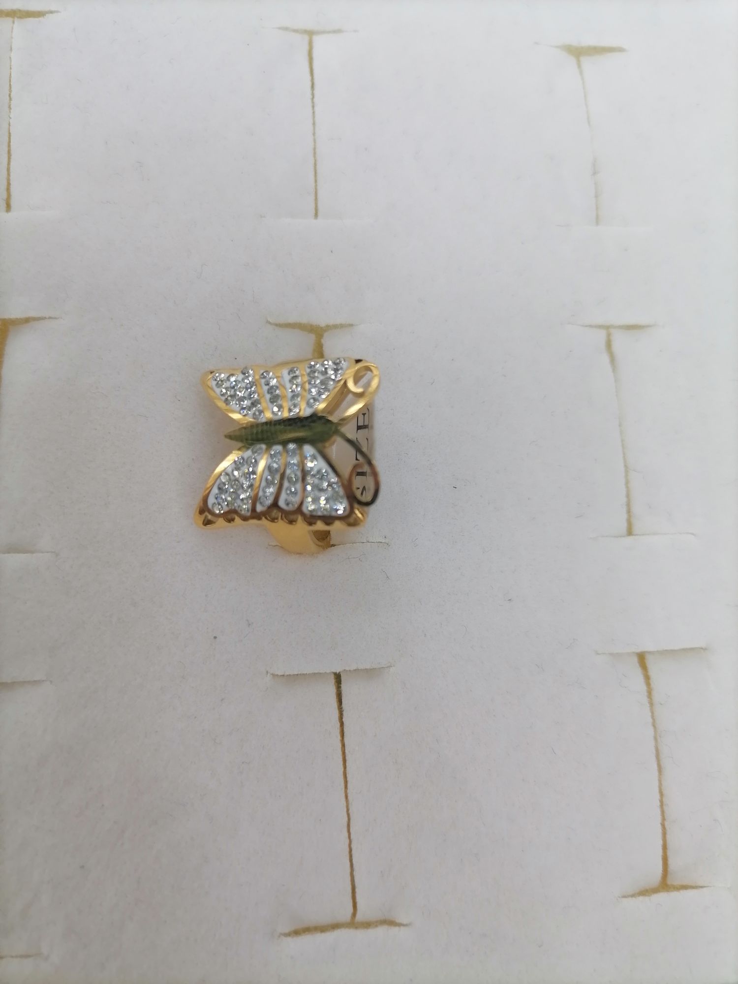Titanium steel golden butterfly, wing with diamond ring, Red Star Jewelry 03-109 details Picture